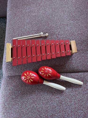Glockenspiel und maracas - glockenspiel,